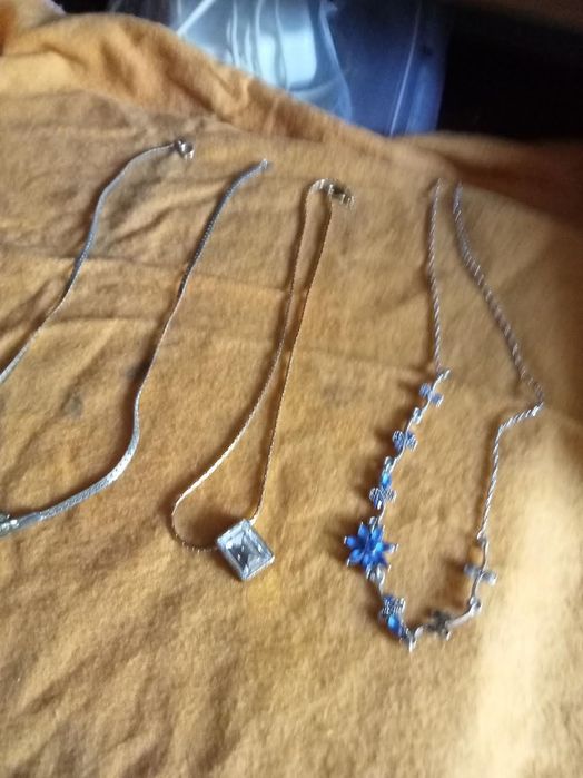 Bijutaria parfois e Relogio de senhora