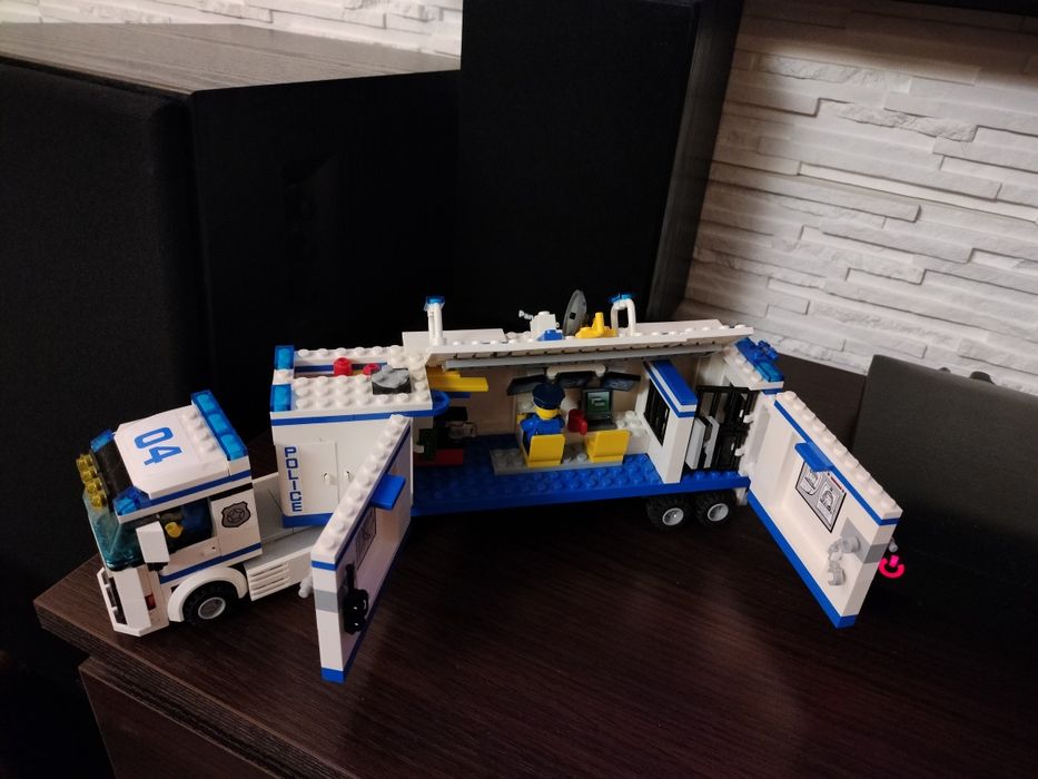 LEGO dla kolekcjonerów POLICJA