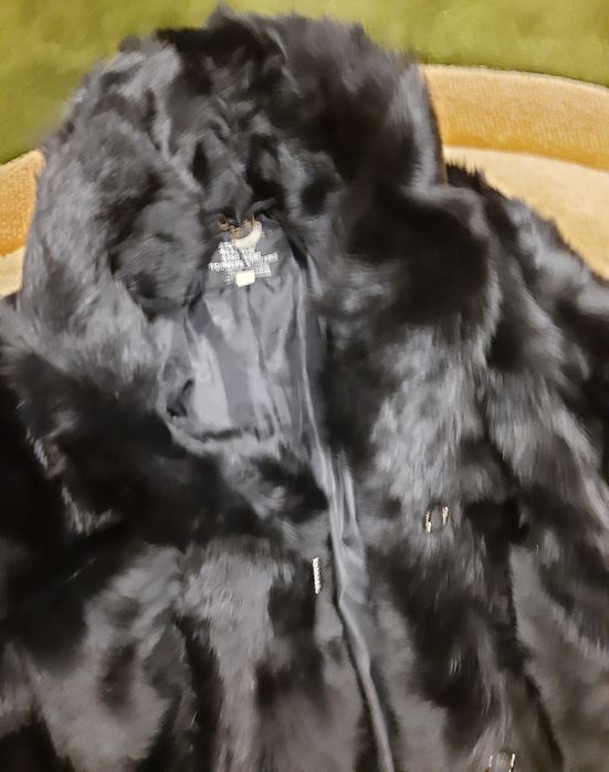 Продаю шубу длинную,из козьего меха