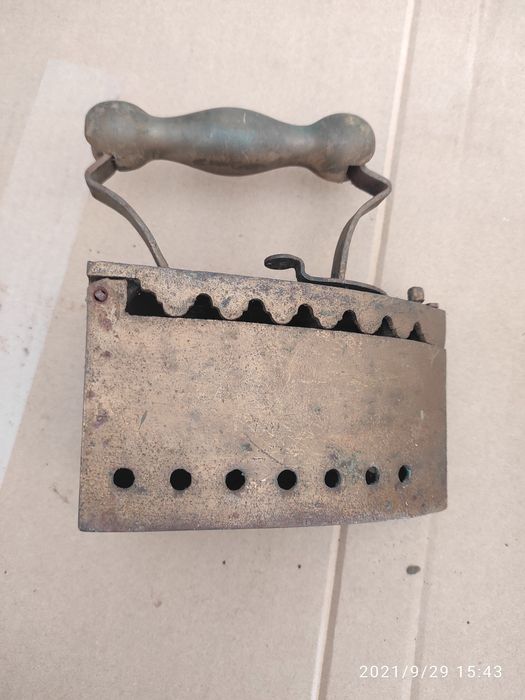 Ferro de engomar/passar a ferro