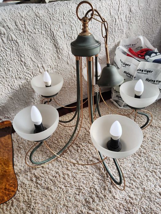 Candeeiro de ferro verde