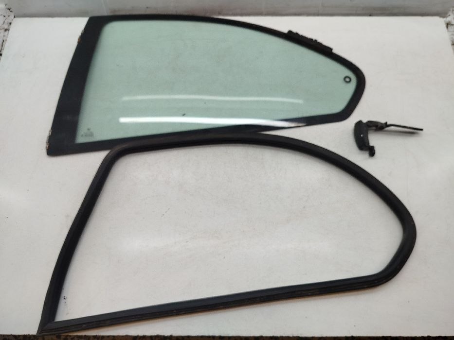 Vidro Painel Tras Esquerdo - BMW 3 Compact (E46) | 01 - 05