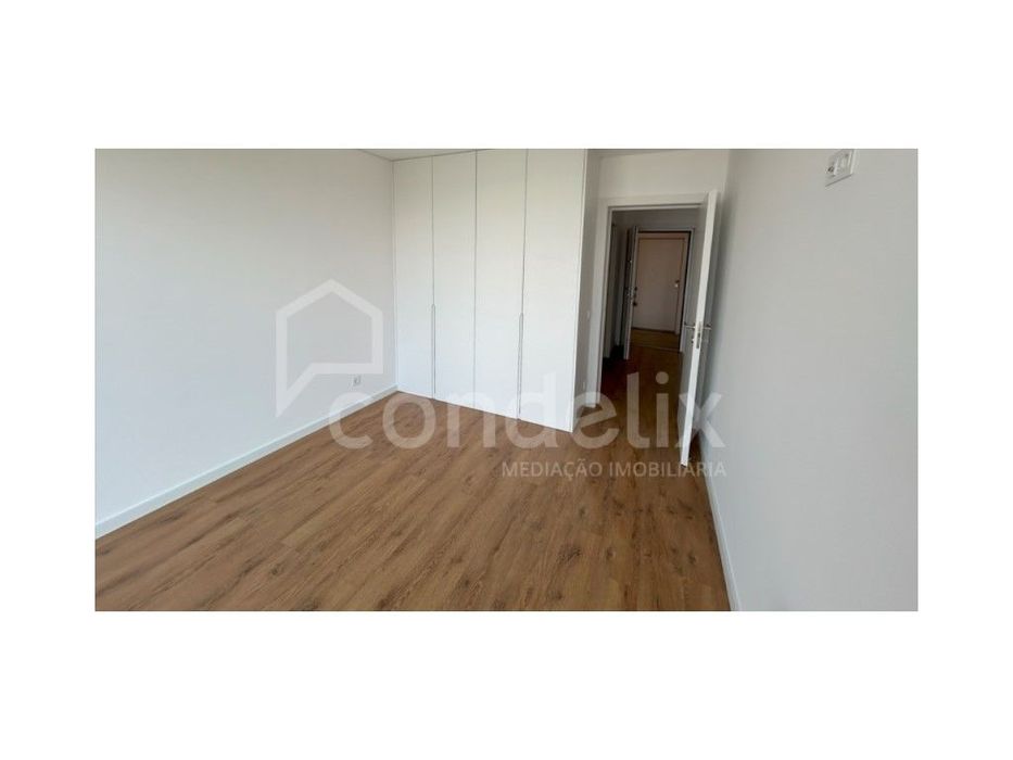 Apartamento T1 ao H. São João, Pedrouços