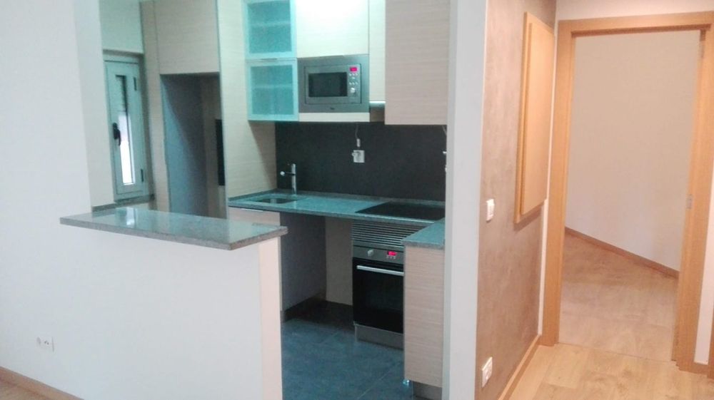 Alugar  T1 Remodelado  em Bom Dias