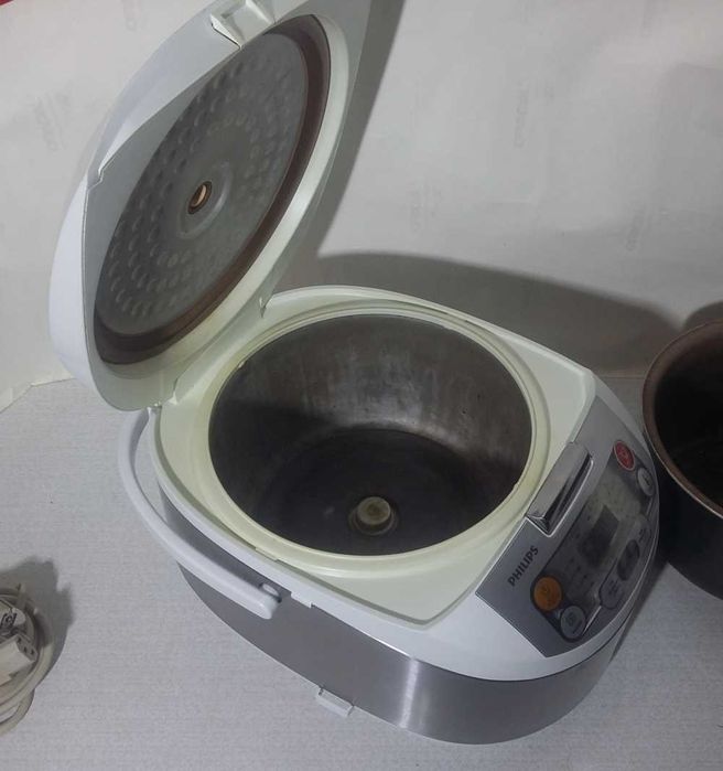 Мультиварка Philips HD3036