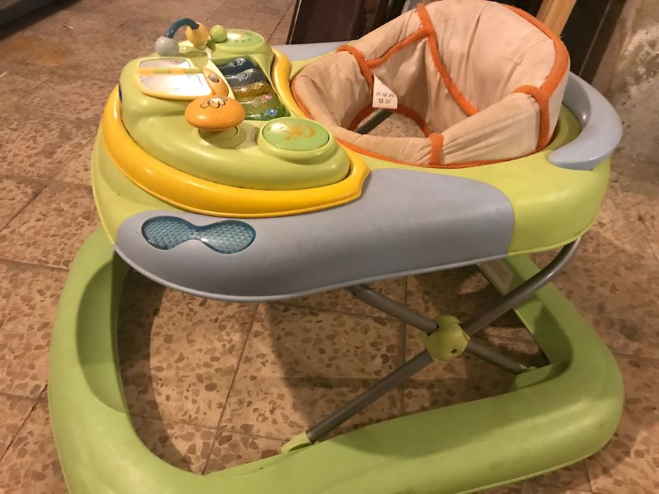 Alcofa Bebeconfort / Andarilho Chico / carrinho + ovo bebé