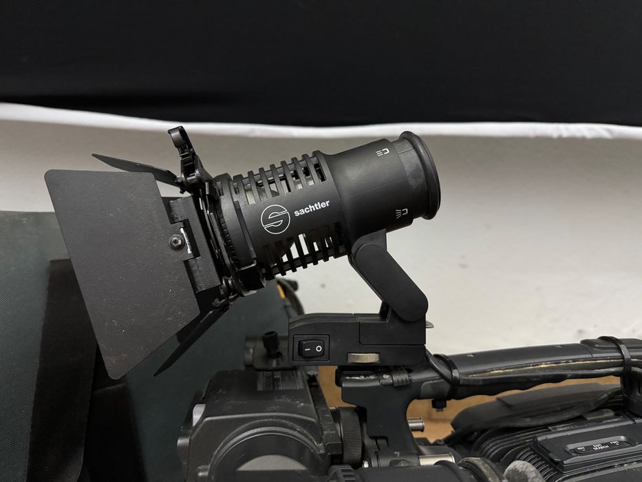 Câmera Sony DSR-400P