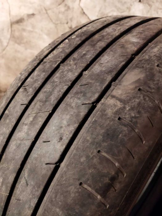 Шини 255/55R18 таурег