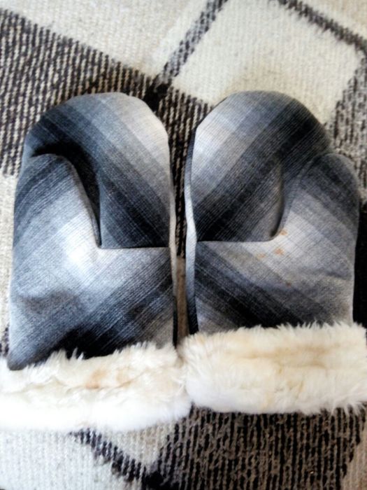 Рукавички теплые классные