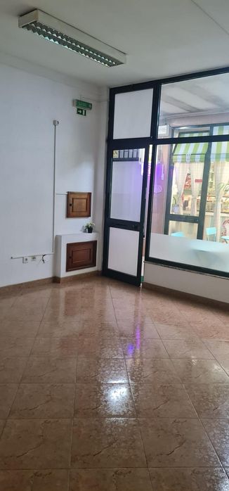 Vendo loja em Galeria Comercial