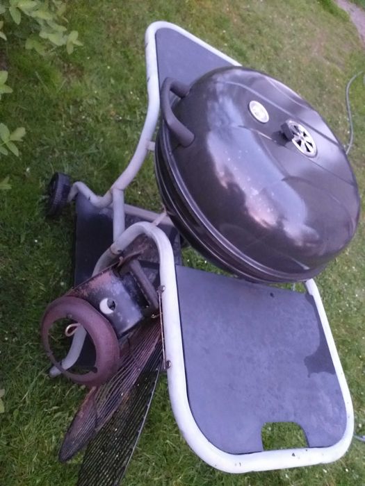 Grill węglowy Fieldmann FZG 1014