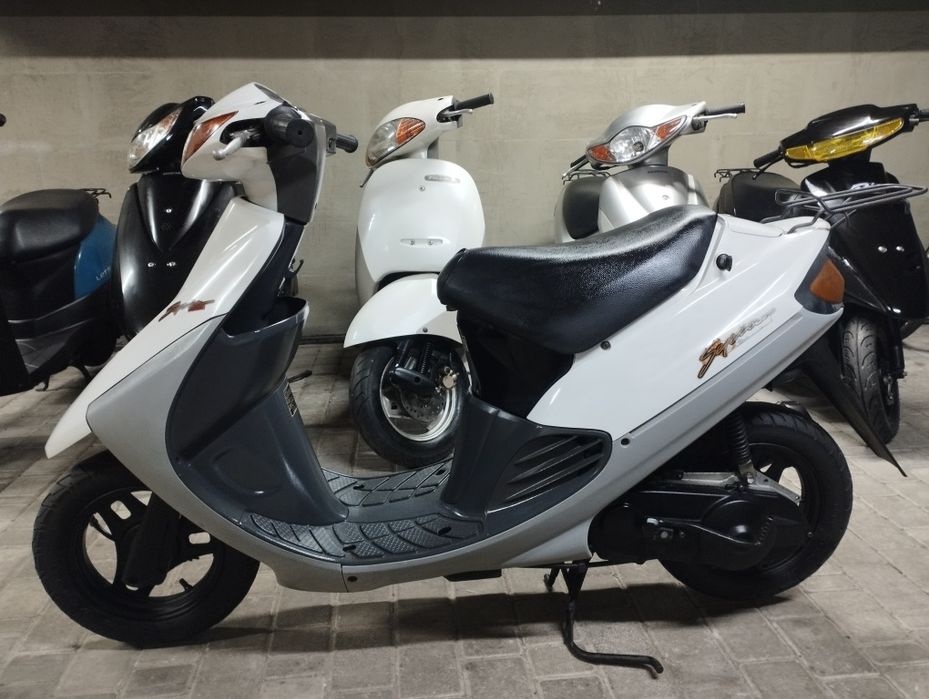 Скутер мопед Suzuki Sepia с конейнера без пробігу по Україні