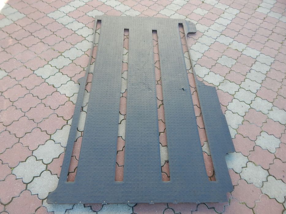 vw t5 lift multivan podłoga wykładzina na szyny 1-drzwi guma