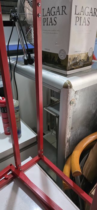 Recheio de loja para venda