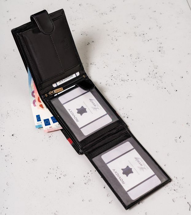 skórzany portfel męski z ozdobnym paskiem - rovicky