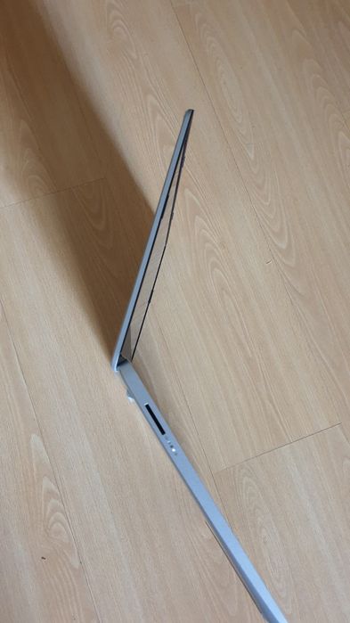 Portatil HP modelo 14s-fq0003np