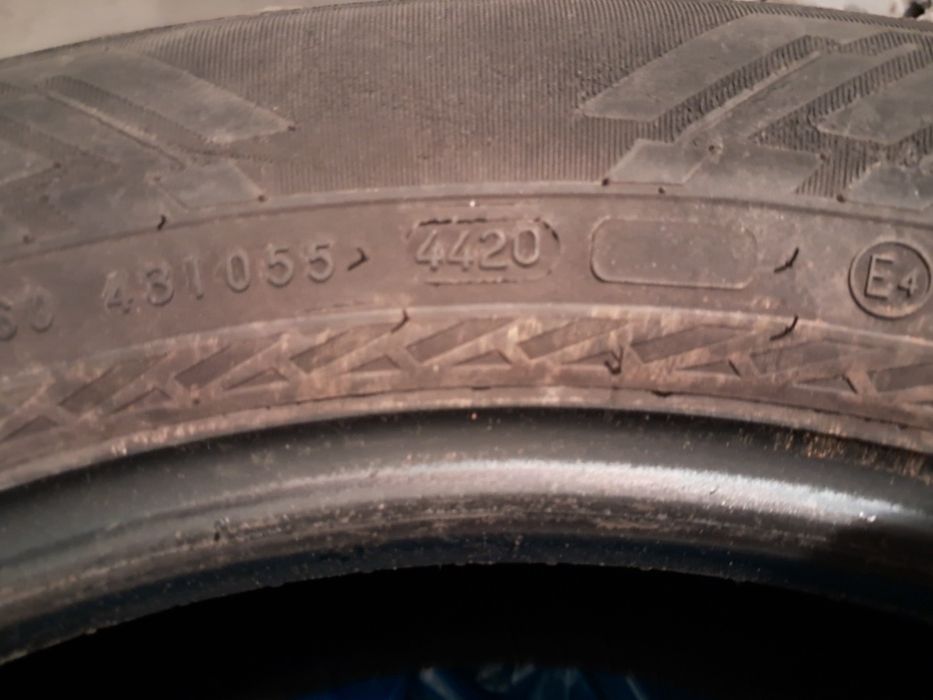 Opony Nokian Tyres 235x55x18 2szt