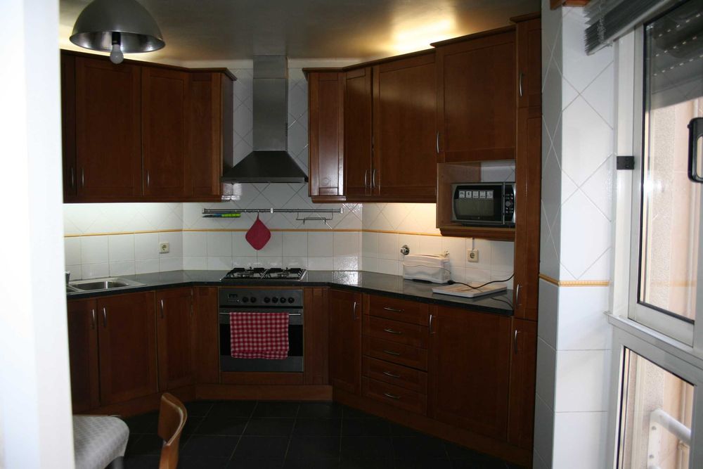 Quarto individual a 100 m do CHUC, em Coimbra