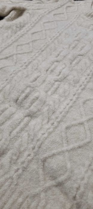Sweter damski LACOSTE wełniany / z wełną r. S ecru warkocze klasyk