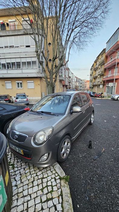 Kia Picanto 1.1L EX Sport