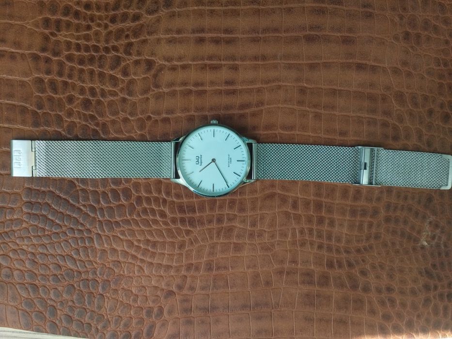 годинник Q & Q superior