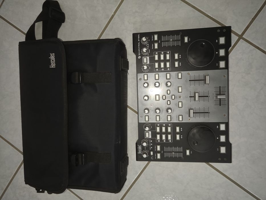 Hercules DJ CONTROL STEEL - Mesa / Controladora DJ