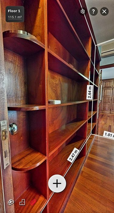 Móveis madeira MUITO BOA - Moveis de SÓTÃO esconsos/inclinados