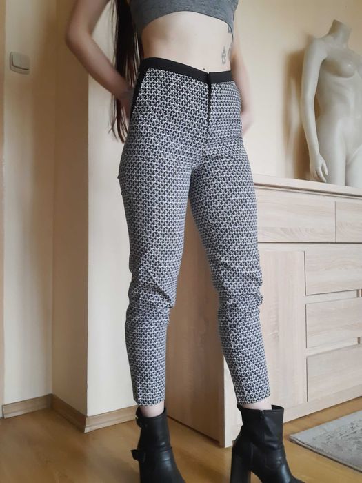 Eleganckie spodnie Pepitka XS NewYorker