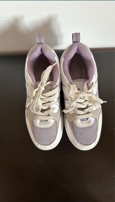 Кросівки ролики.