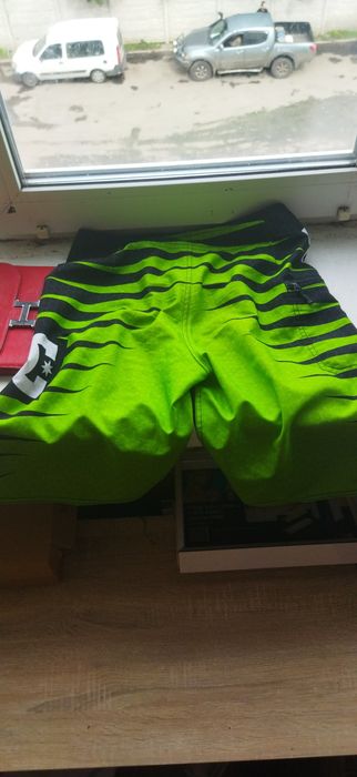 Шорты DCshoeco в отличном состоянии