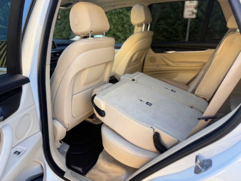 BMW X5 xDrive35d      2013