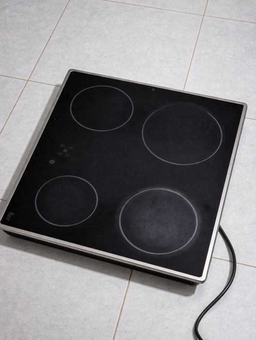 Placa Vitrocerâmica TEKA TT600 – 4 Zonas (1 Avariada)