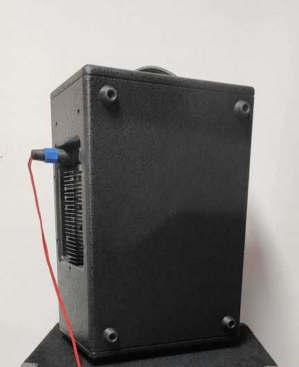 Coluna amplificada Powerworks RS122M