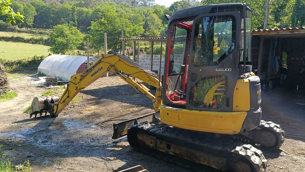 retroescavadora Komatsu PC 50 mr2