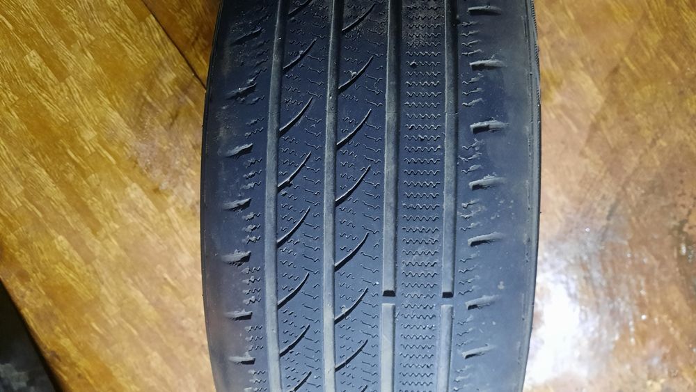 R19 245/45 TRACMAK