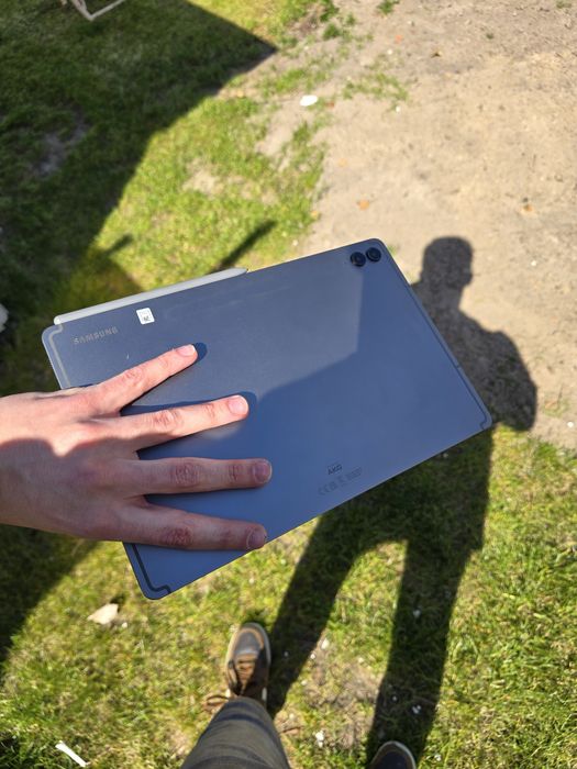 Samsung galaxy tab s9 FE+