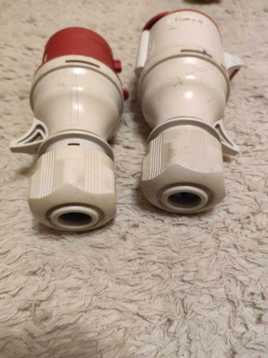 Używane Wtyczka i gniazdo 32A