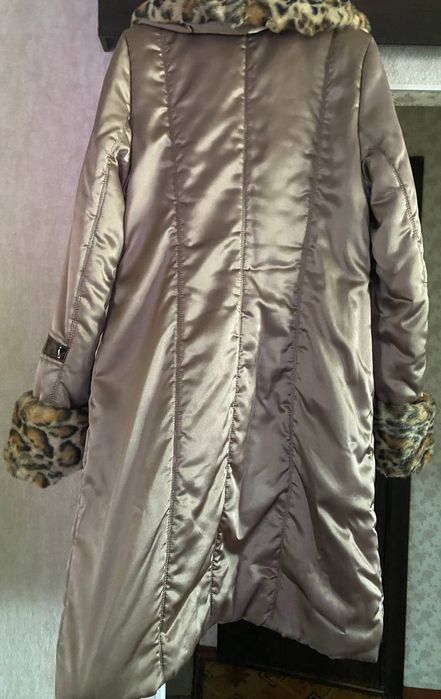 Пальто жіноче зимове