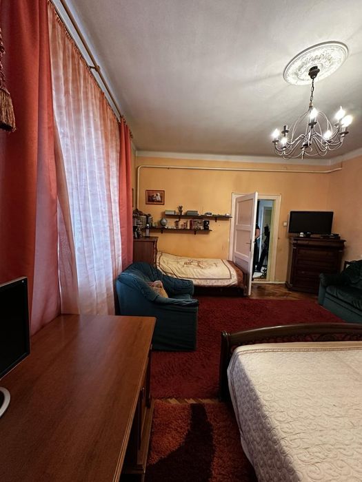 3 кімнатна квартира 84м2, центр, в. Коцюбинського