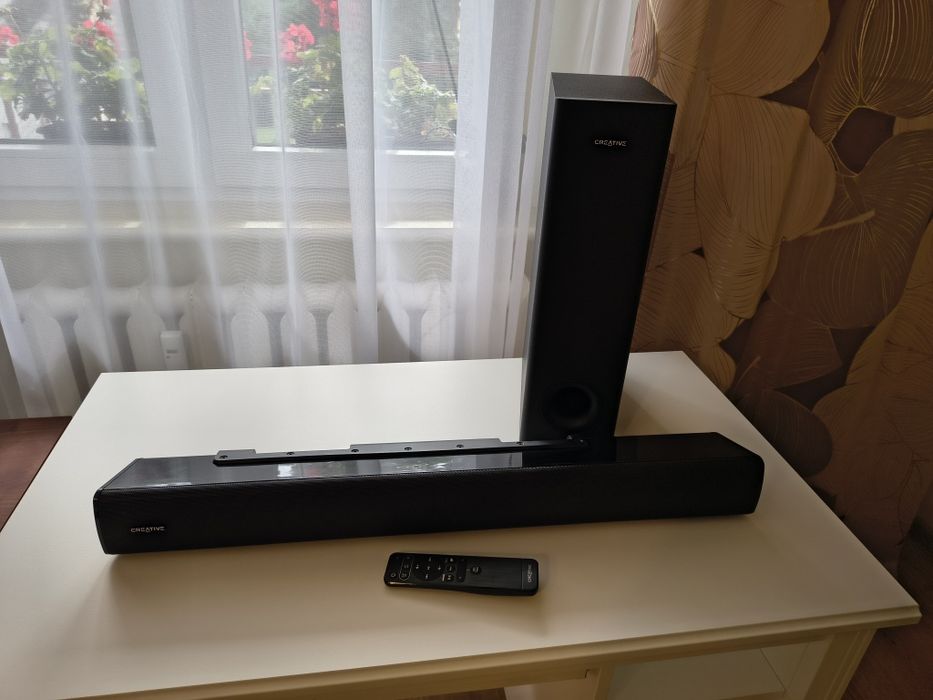 Soundbar Creative Staje V2