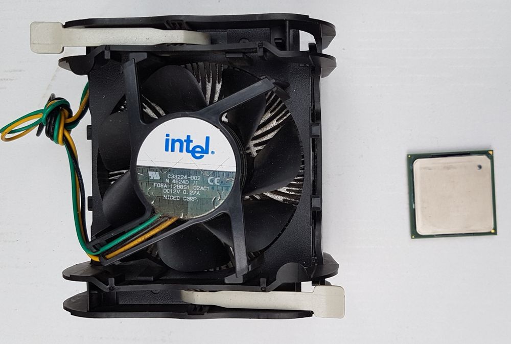 INTEL Celeron D 2.66GHZ/256/533 SL7DL