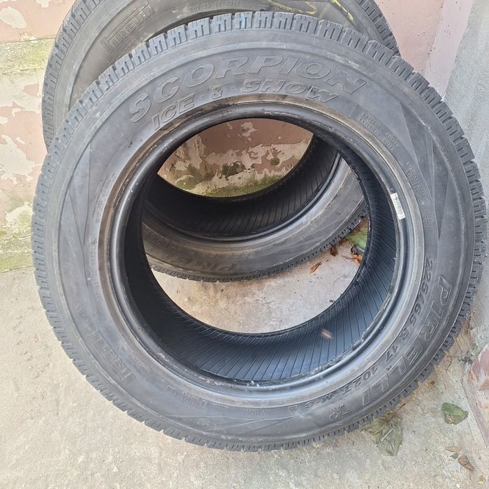 2шини Pirelli Scorpion 225 65 r 17