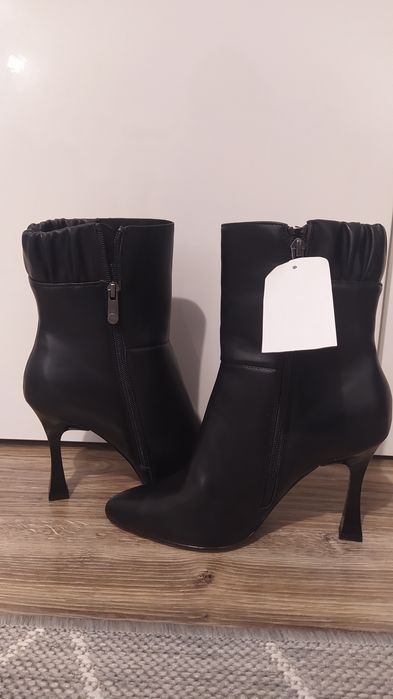 Botki Marco Tozzi 39 szpilki buty