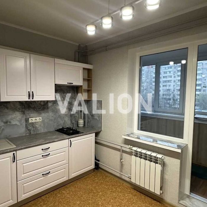 Продаж 1-кімн. квартири з ремонтом, просп. Григоренка, метро Позняки