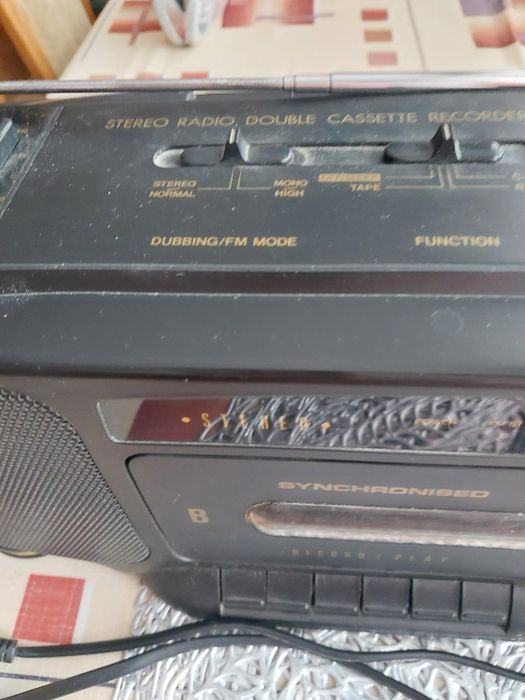 Radiomagnetofon OSAKA GE-12 uszkodzony