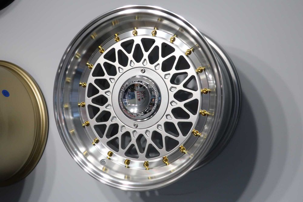 alu felgi 15 x8 4x100 / 4x114,3 RANT vw golf mazda mx-5 honda civic