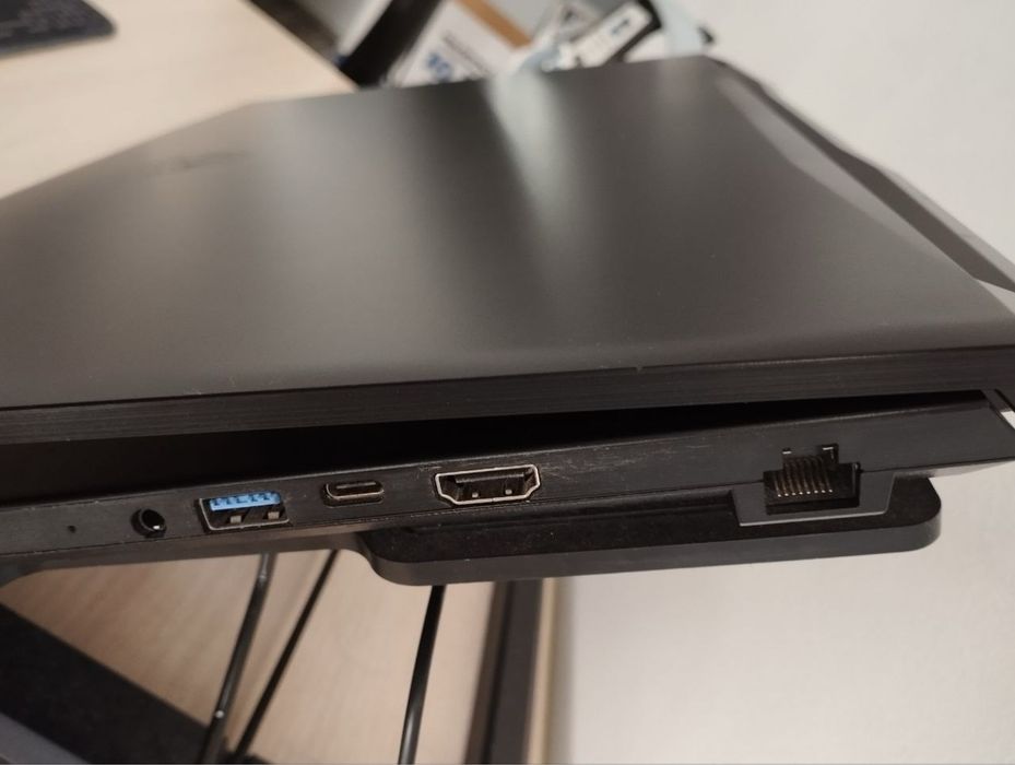 Laptop MSI Katana GF 76