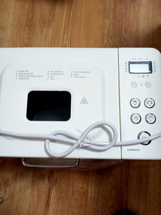 Хлебопечка  Kenwood BM 250