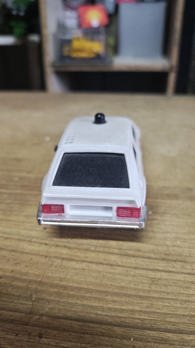 Yatming stare auto nakrecane