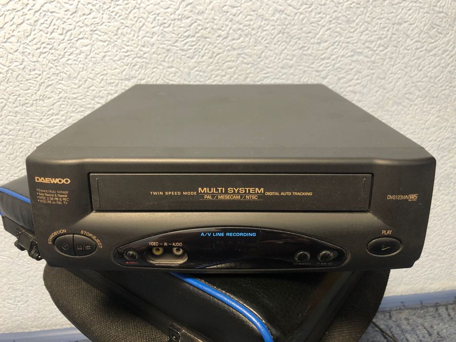 Видеомагнитофон Daewoo: 300 грн. - Прочая ТВ / видеотехника Киев на Olx